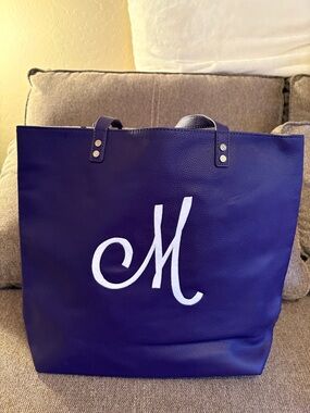 thirty-one grape Purple Tote with White Monogram 'M'